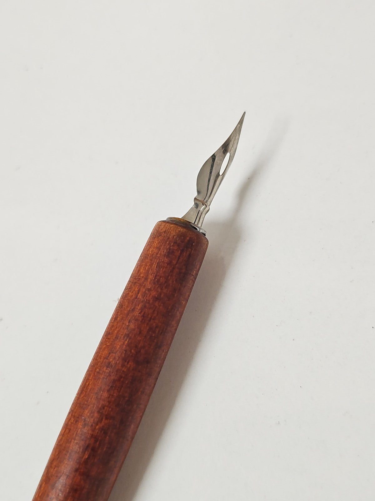 Lot de stylos plume variés écriture, ensemble instruments d'occasion