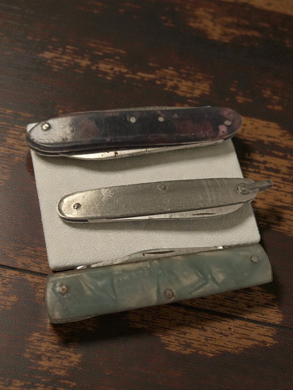 Lot 3 couteaux pliants vintage années 70 ancien style suisse rétro