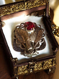 Broche vintage métal argenté pierre rouge, bijou fantaisie rétro élégant