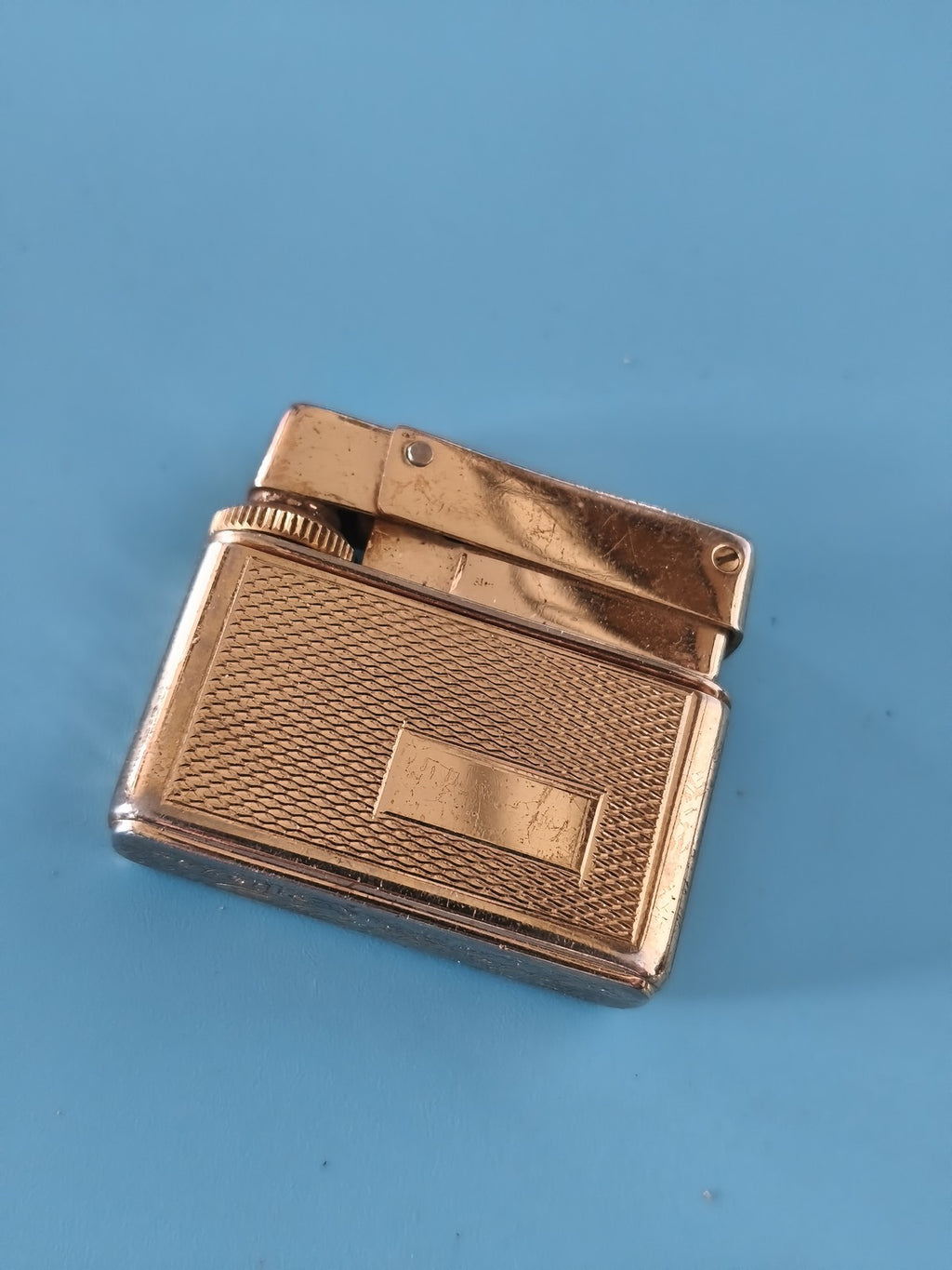 Briquet vintage signé, plaqué or, ancien accessoire rétro pour collectionneurs