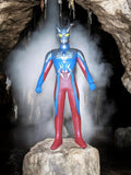 Figurine Ultraman Bandai 2013 bleu rouge, héros japonais, jouet déco