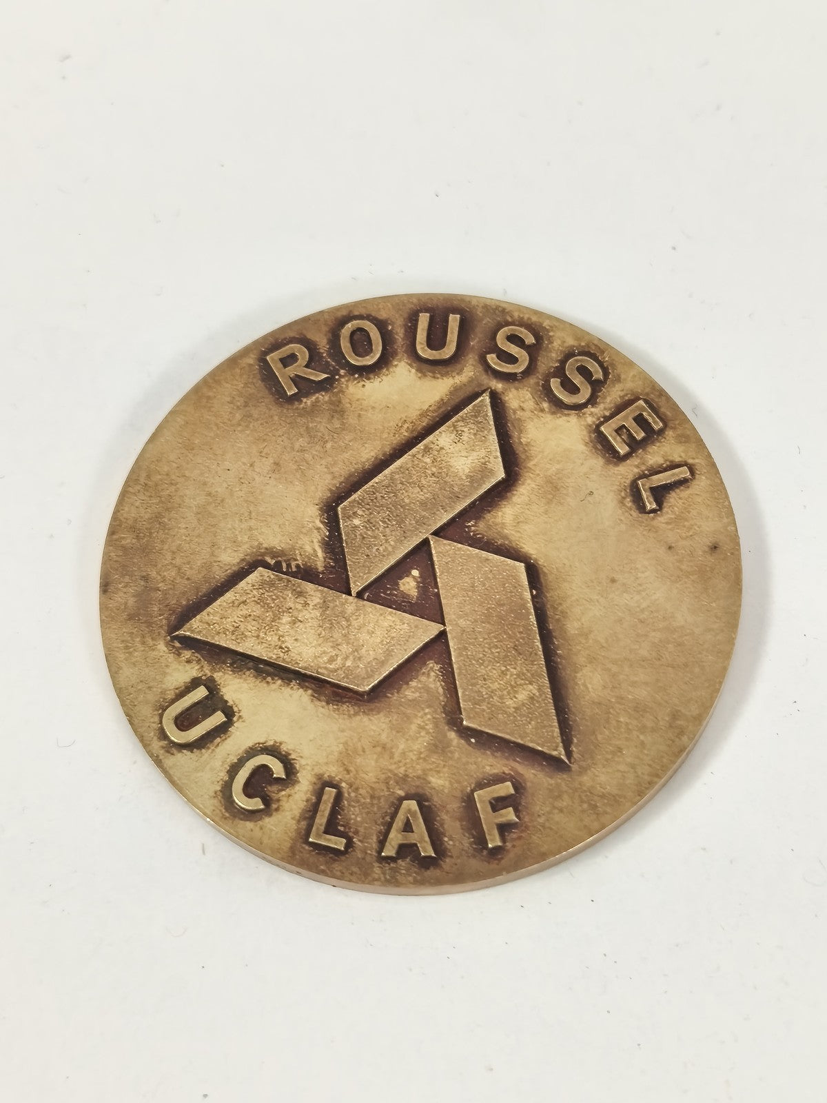 Ancienne médaille Roussel Uclaf bronze vintage forme ronde collection