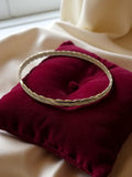 Bracelet jonc vintage en métal doré torsadé, bijou rétro élégant femme