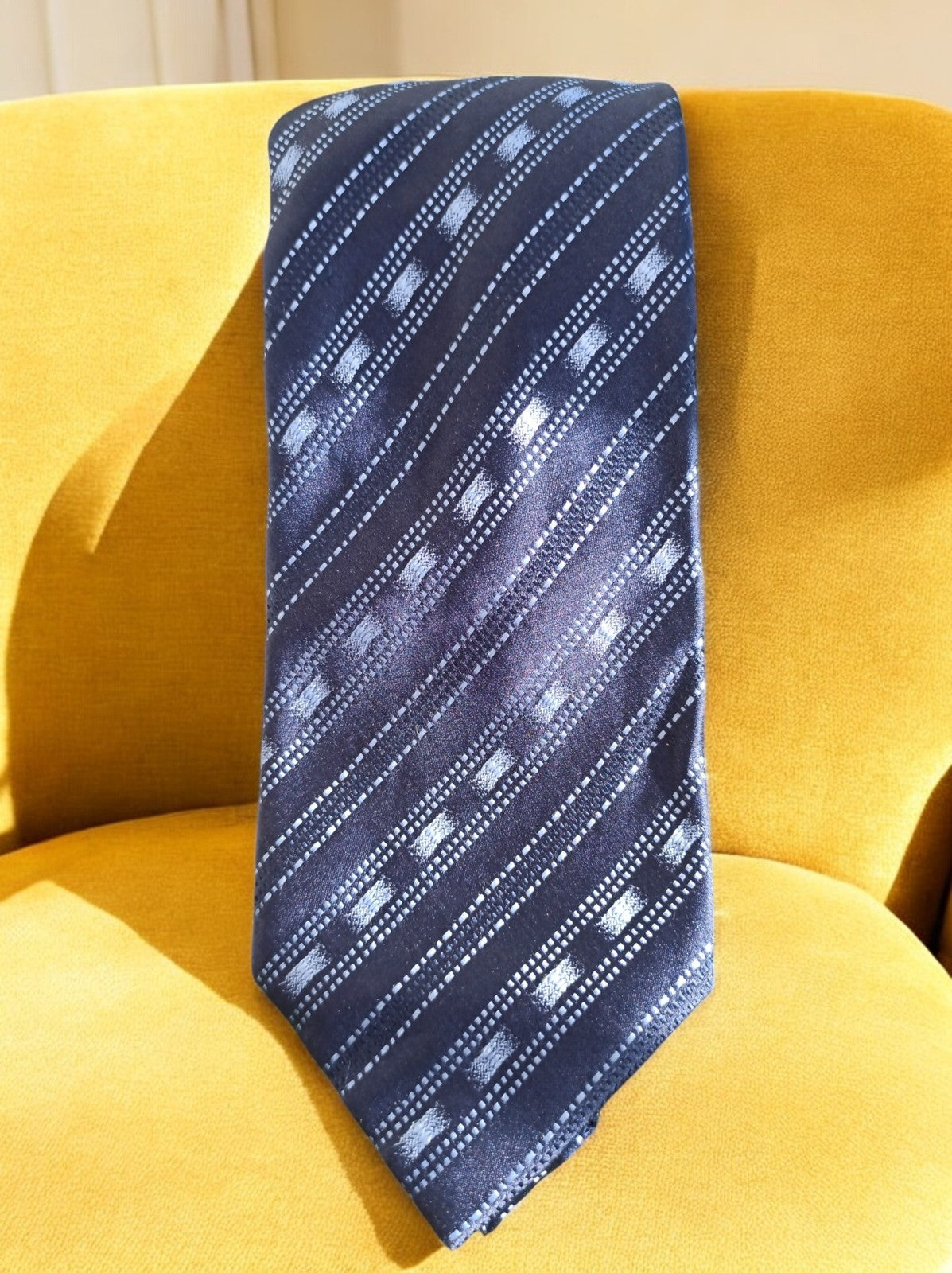 Cravate vintage Pascal Morabito bleu motifs géométriques rayés homme rétro