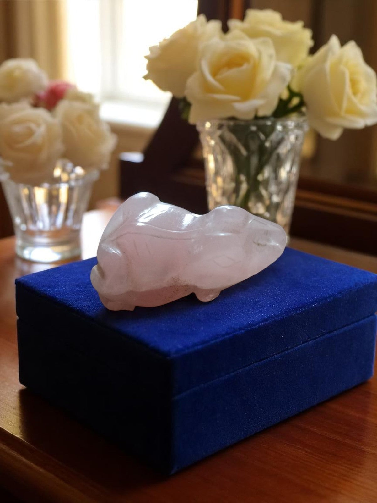 Sculpture grenouille vintage quartz naturel animalier déco pierre rose