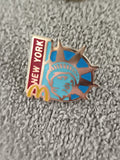 Pin's vintage New York Statue Liberté McDonald's émaillé USA années 90
