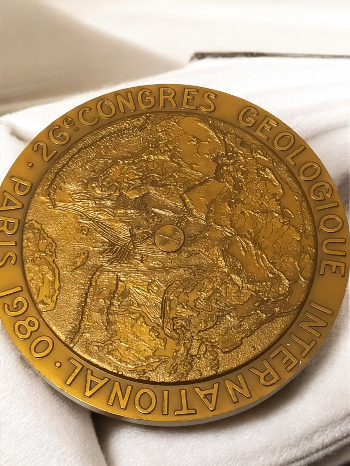 Médaille vintage 26e Congrès Géologique International Paris 1980 ancien