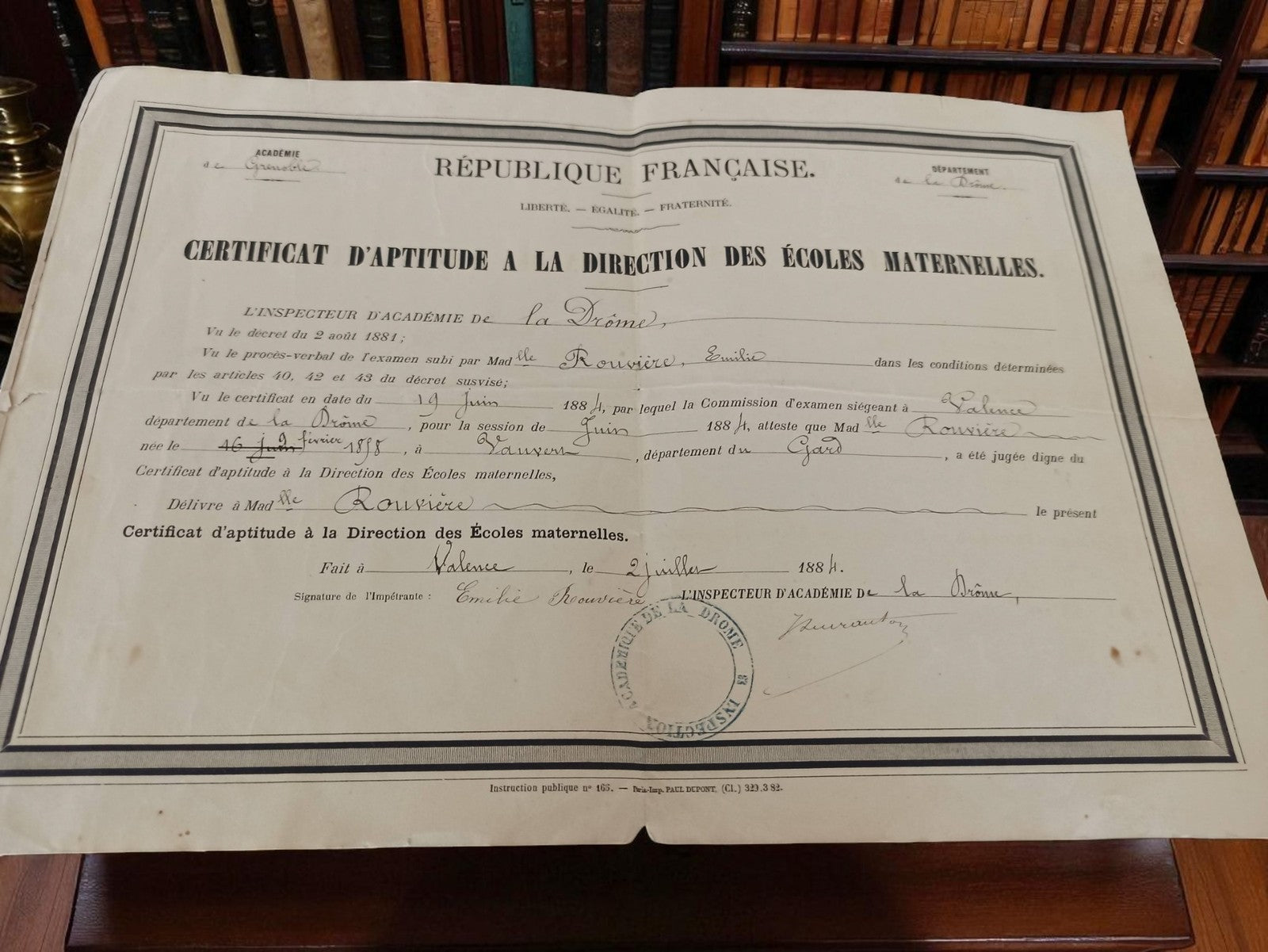 Certificat d’aptitude direction écoles maternelles 1884 ancien document officiel