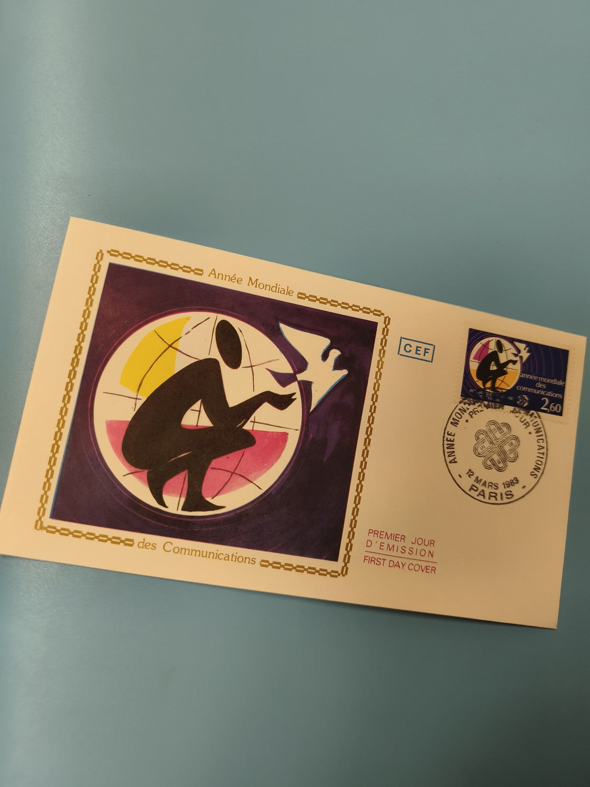 Enveloppe FDC premier jour d?émission Année Mondiale des Communications motif bl