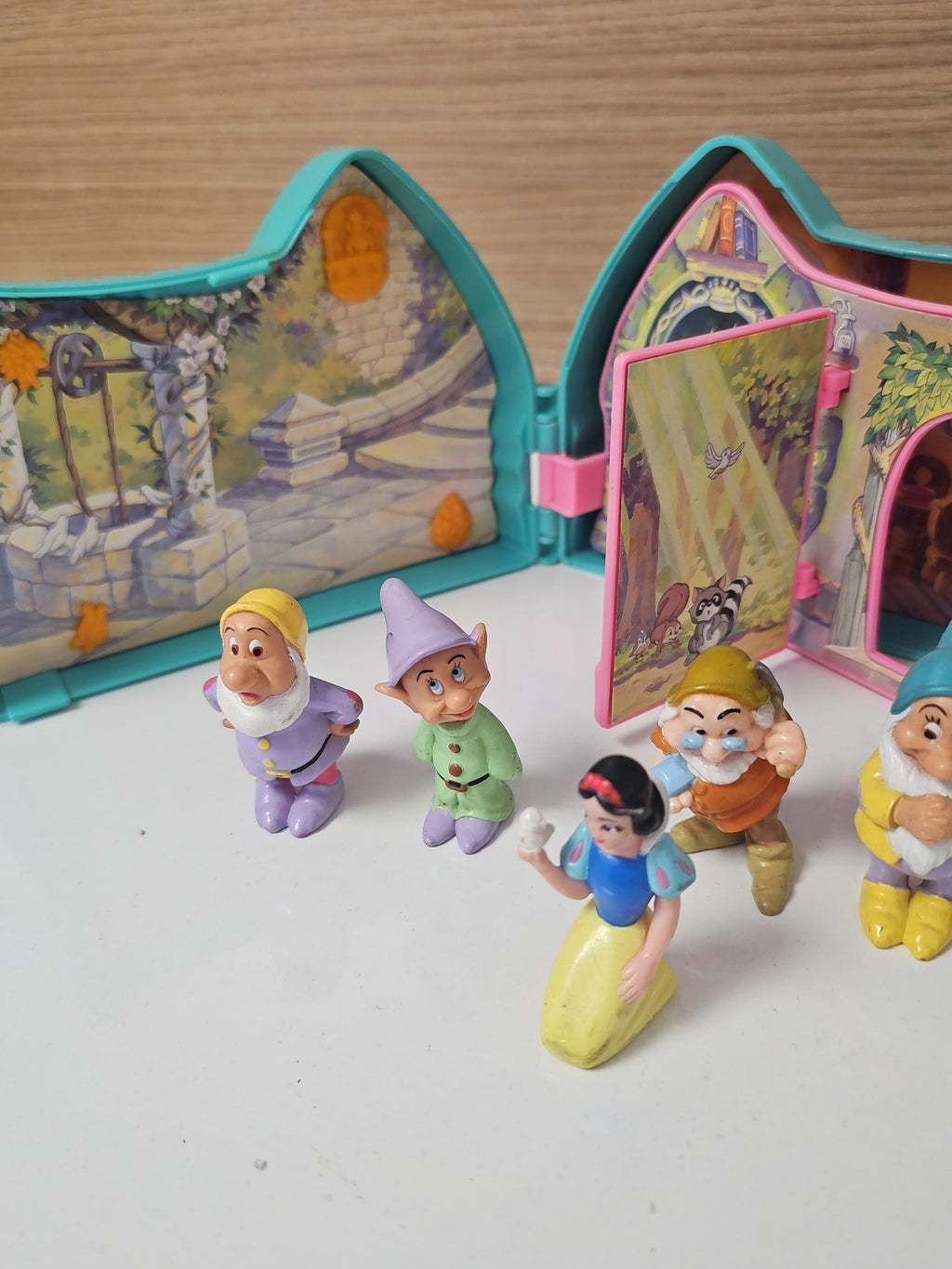 Vintage Disney Snow White doll Mattel 1993 Once Upon A Time rare collector's item
