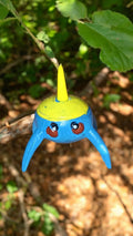 Figurine Pokémon Arakdo PVC 2005 bleu jaune série R/LW rare