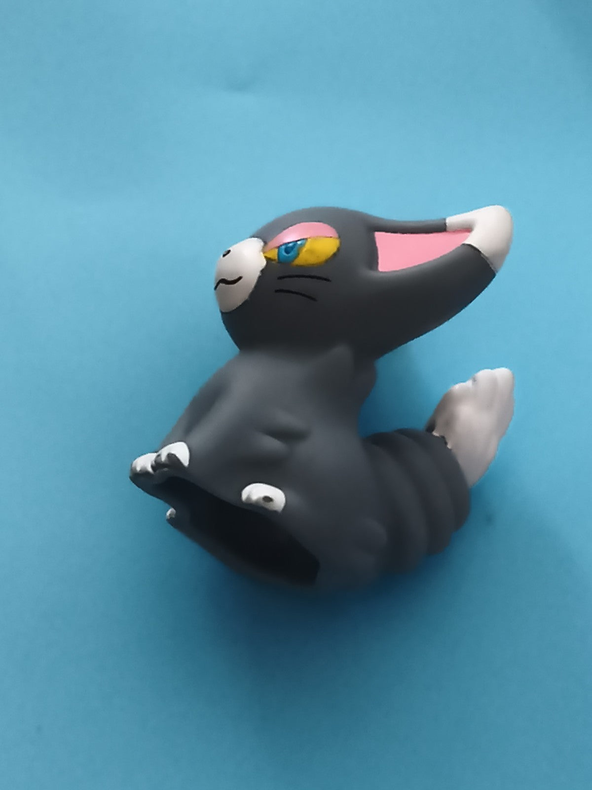Marionnette doigt Pokémon Chaglam figurine gris noir jouet finger puppet