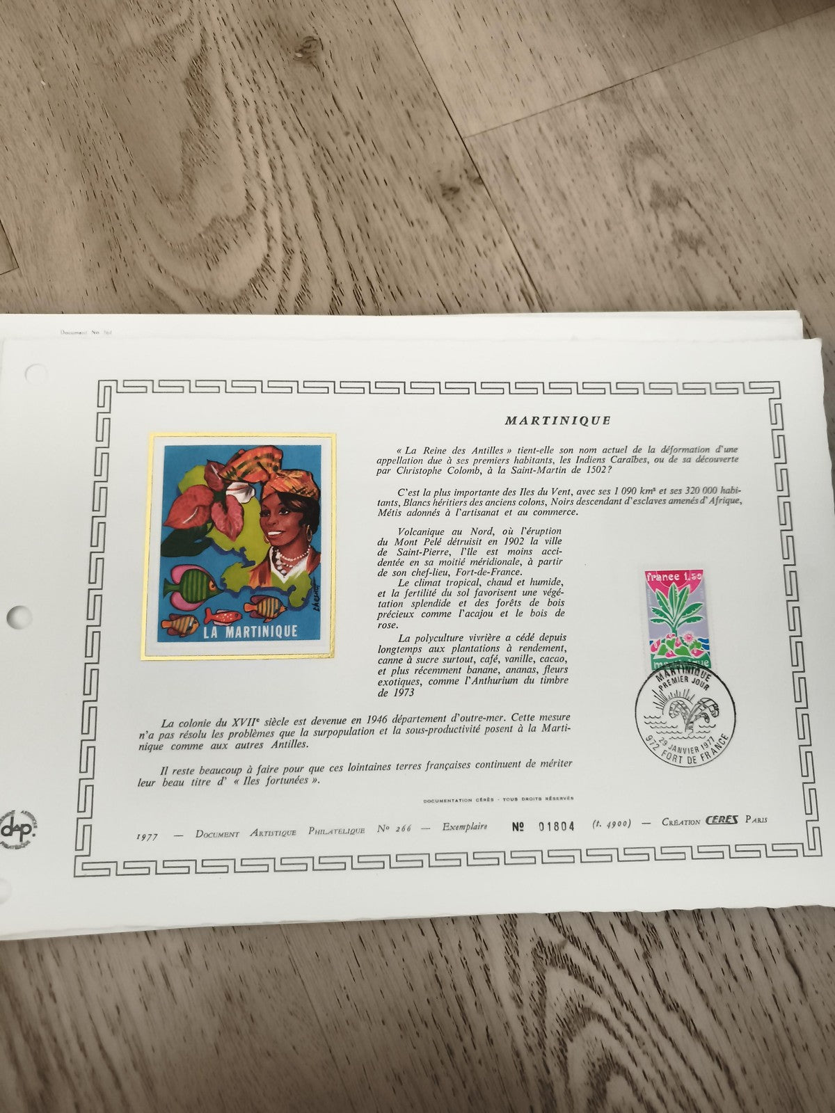 Feuillet philatélique Martinique Cérès 1977 timbre France DOM-TOM