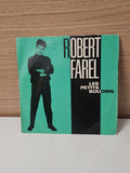 Vintage disque vinyle 45 tours ancien Robert Farel rétro collection années 80