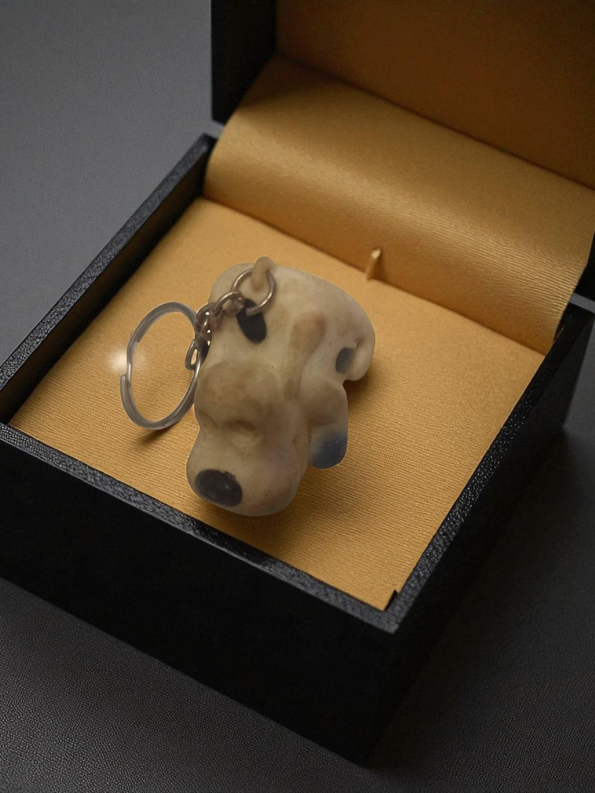 Porte-clés ancien chien rétro vintage, objet publicitaire animalier déco
