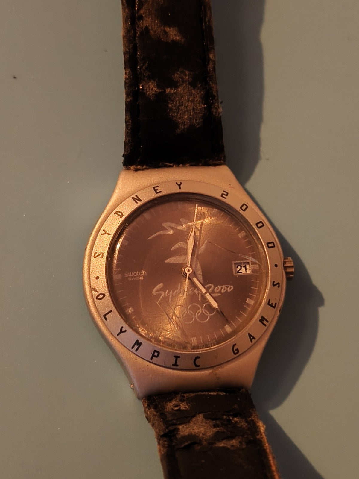 Montre Swatch Femme Quartz Vintage AG2000 Sydney 2000 Olympique Ancien Modèle
