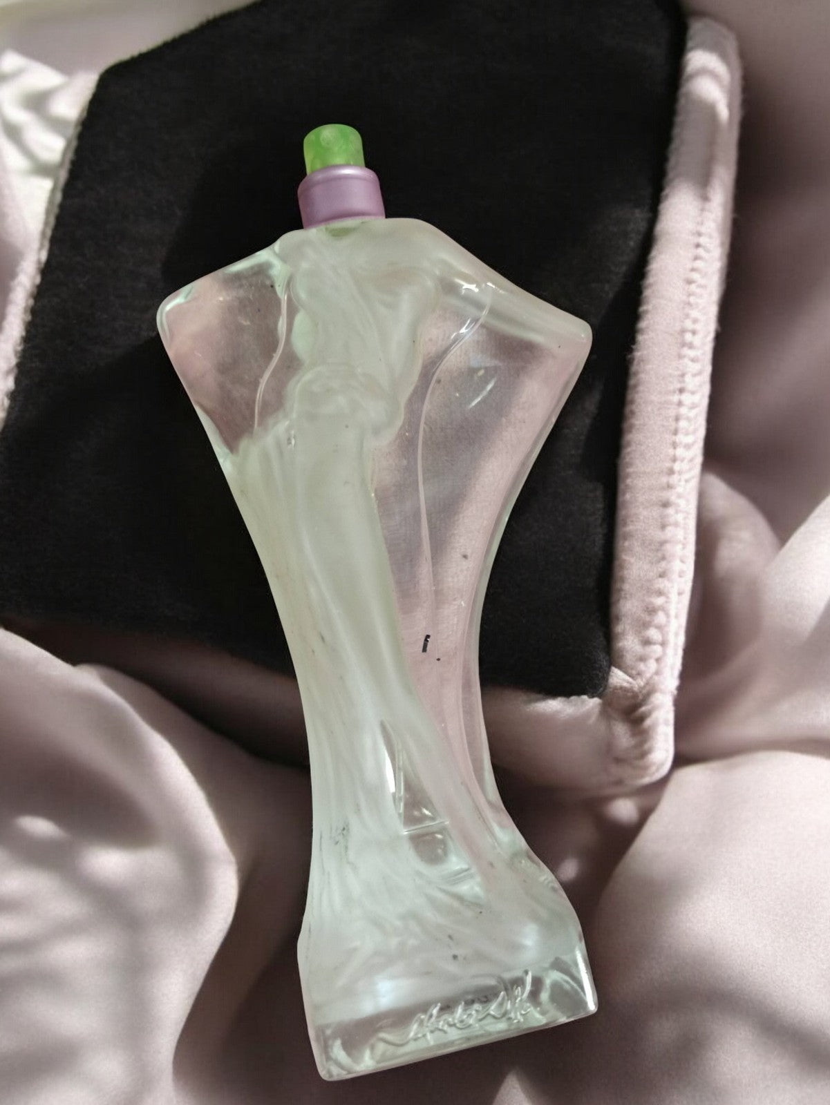 Grand flacon factice parfum ancien vintage, forme silhouette, déco collection