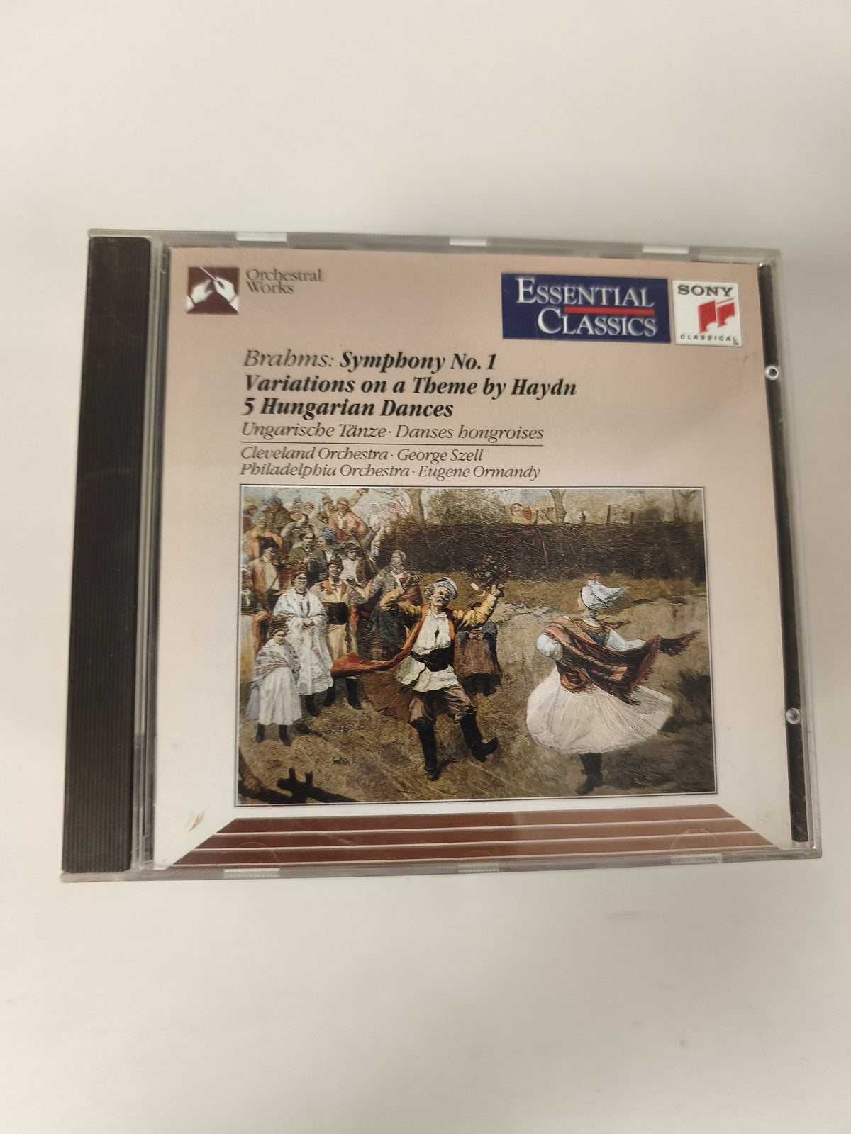 CD Brahms Symphony No.1 Haydn Variations Danses hongroises Essential Classics