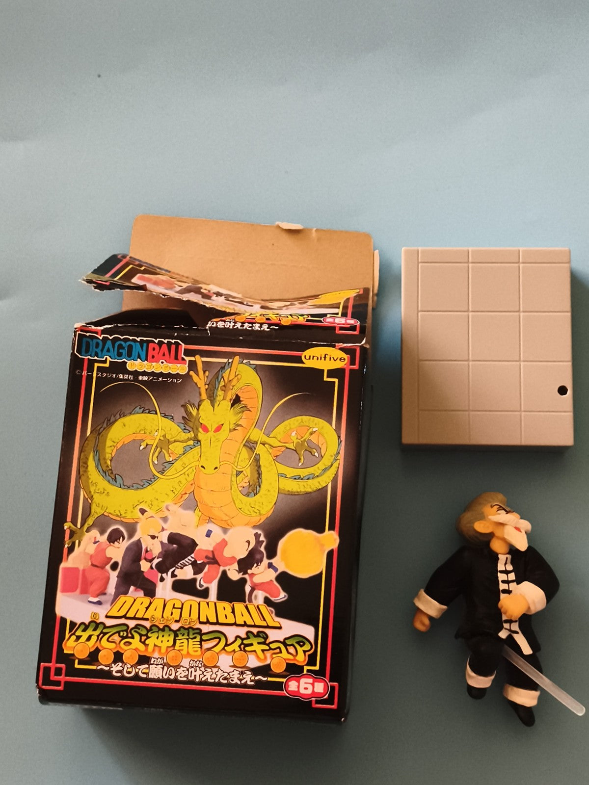 Figurine Dragon Ball Z Unifive + boîte, personnage maître, socle inclus