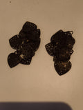 Boucles d’oreilles vintage pendantes coeurs ajourés aspect métal foncé