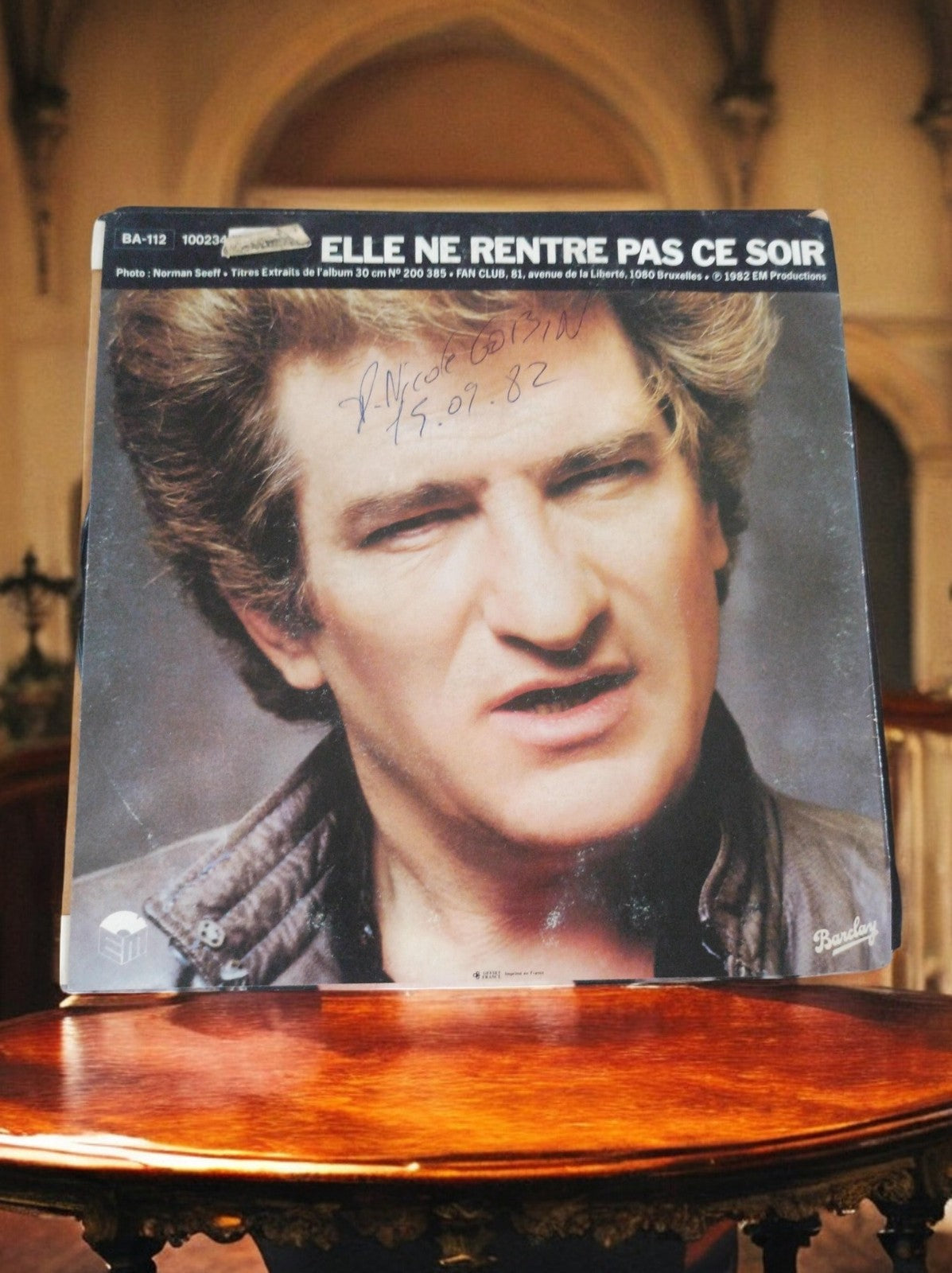 Vinyle 45T Elle ne rentre pas ce soir Barclay 1982 dédicacé rare vintage
