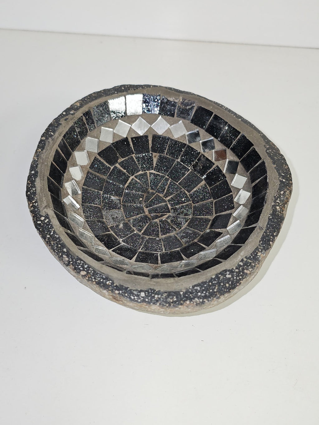 Coupe vide-poches vintage en pierre naturelle sculptée, mosaïque ancienne déco