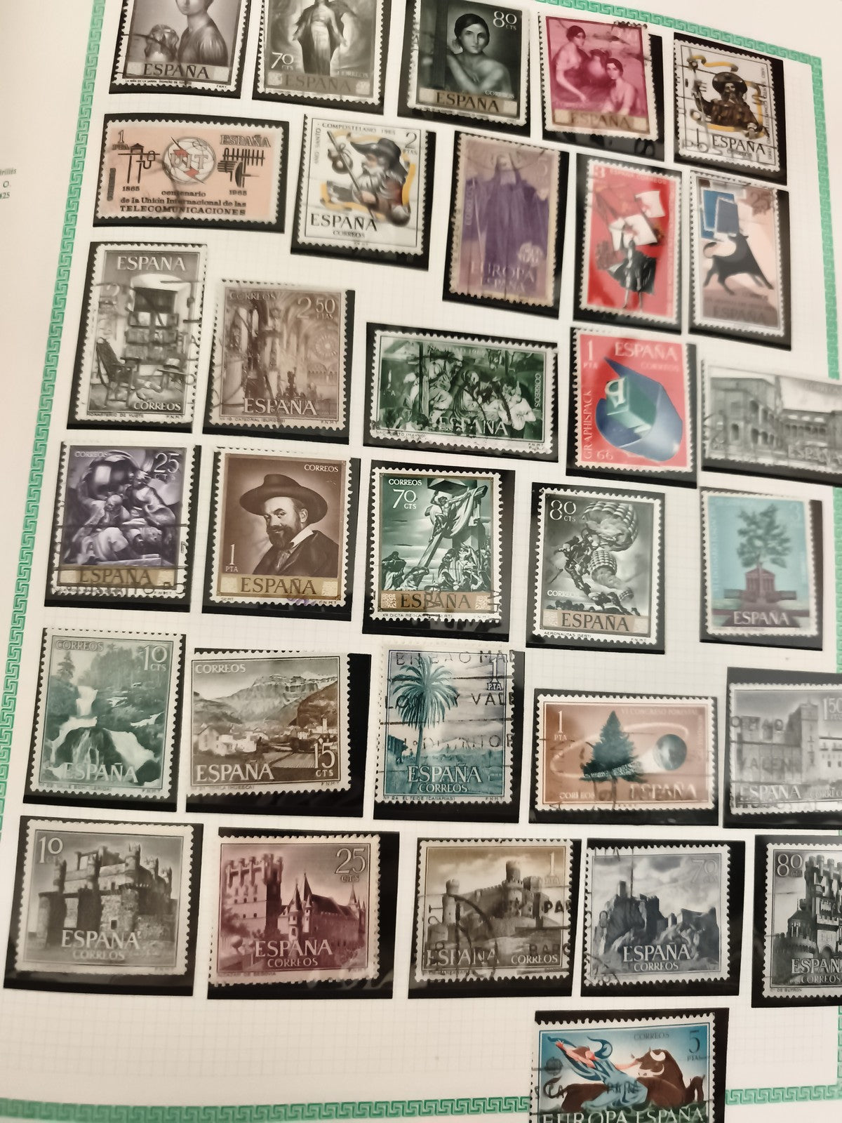 Timbres Espagne lot philatélie thèmes variés CORREOS ESPAÑA oblitérés