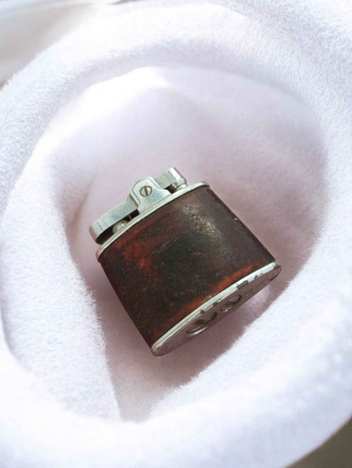 Briquet ancien vintage bakélite marron, briquet rétro, objet de collection