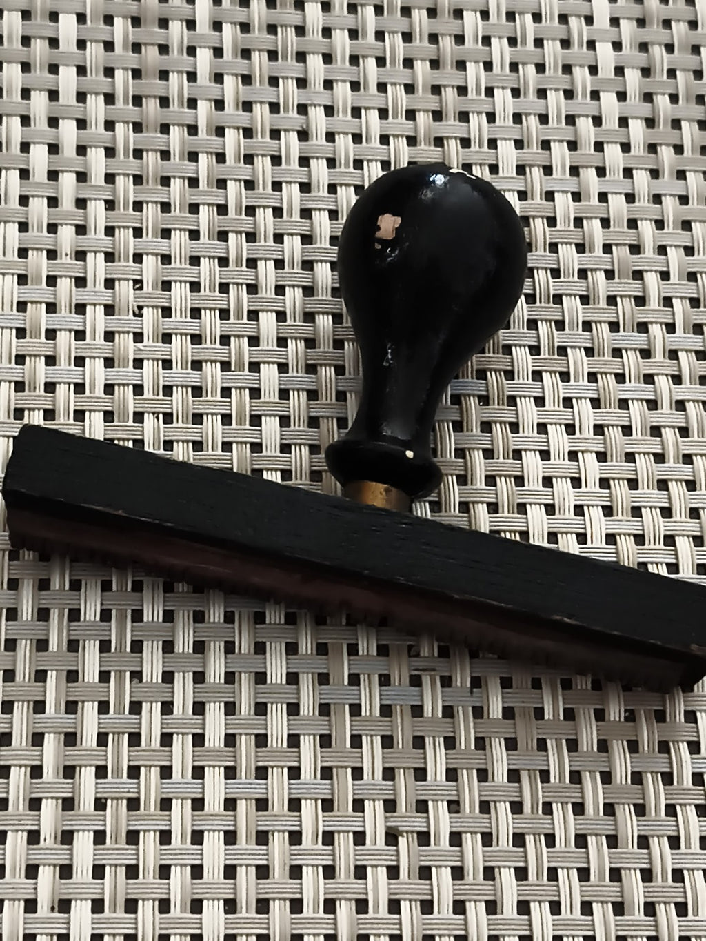 Tampon ancien bureau noir, poignée boule, vintage, encreur administratif