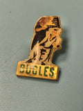 Vintage pin's publicitaire Bugles, collection, personnage assis, émaillé