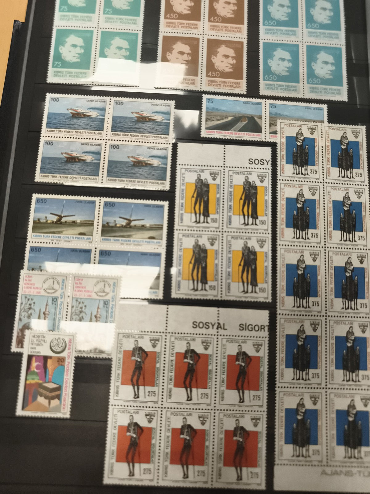 Timbres neufs Chypre Turquie blocs divers aviation personnages thématiques