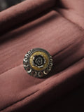 Boucle de foulard vintage ronde motif rose métal argenté rétro accessoire ancien
