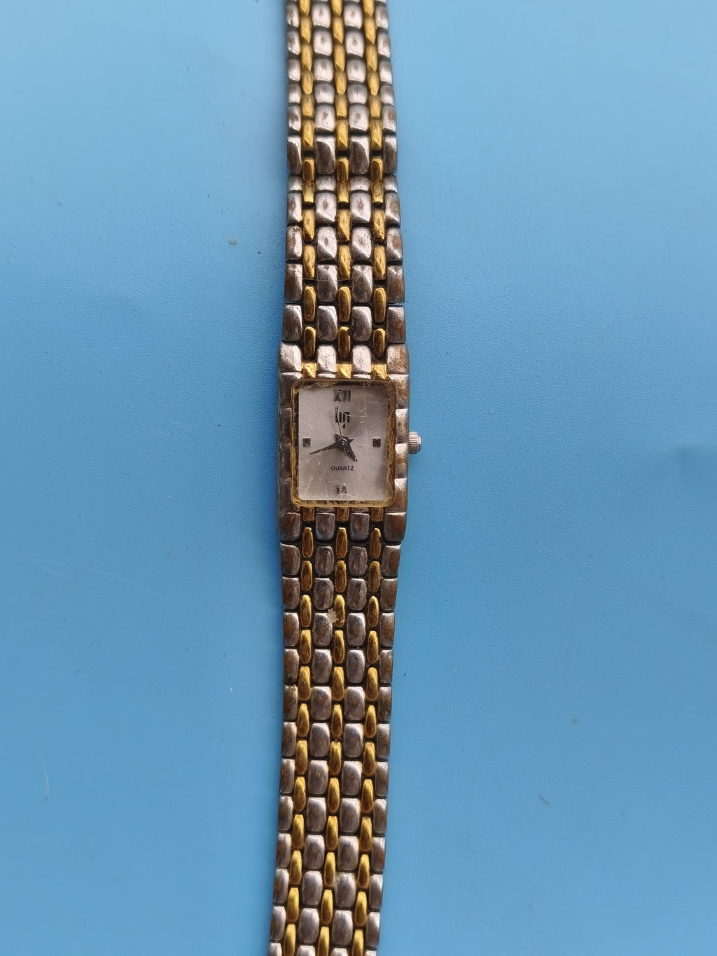 Montre Lip pour femme, montre-bracelet élégante, marque française, occasion