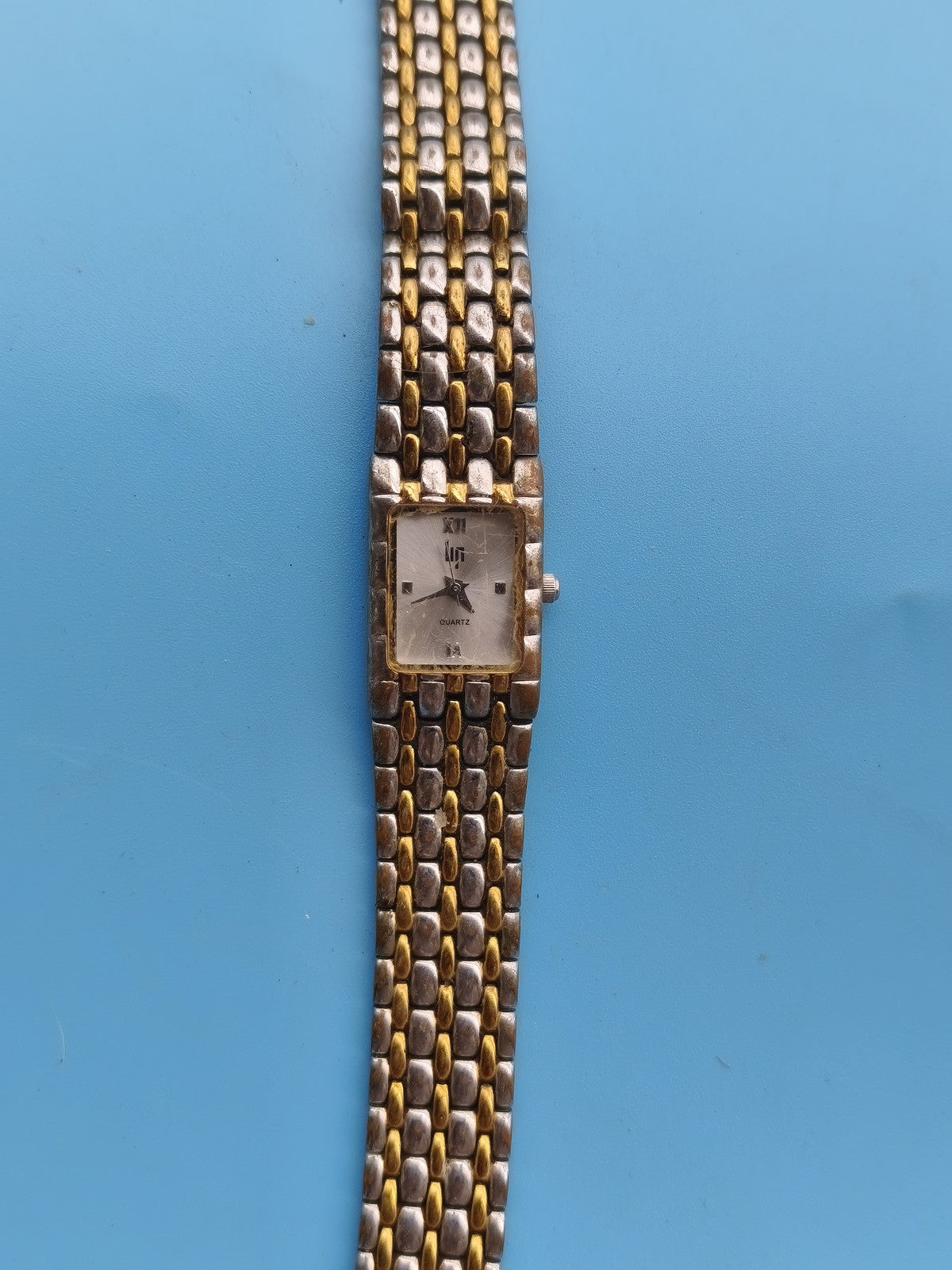 Montre Lip pour femme, montre-bracelet élégante, marque française, occasion