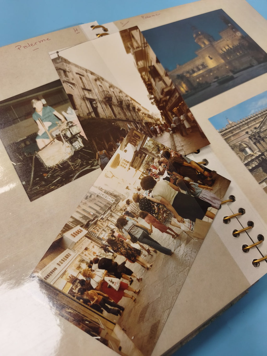 Ancien classeur photos de voyage Sicile 1978 vintage, pages manuscrites