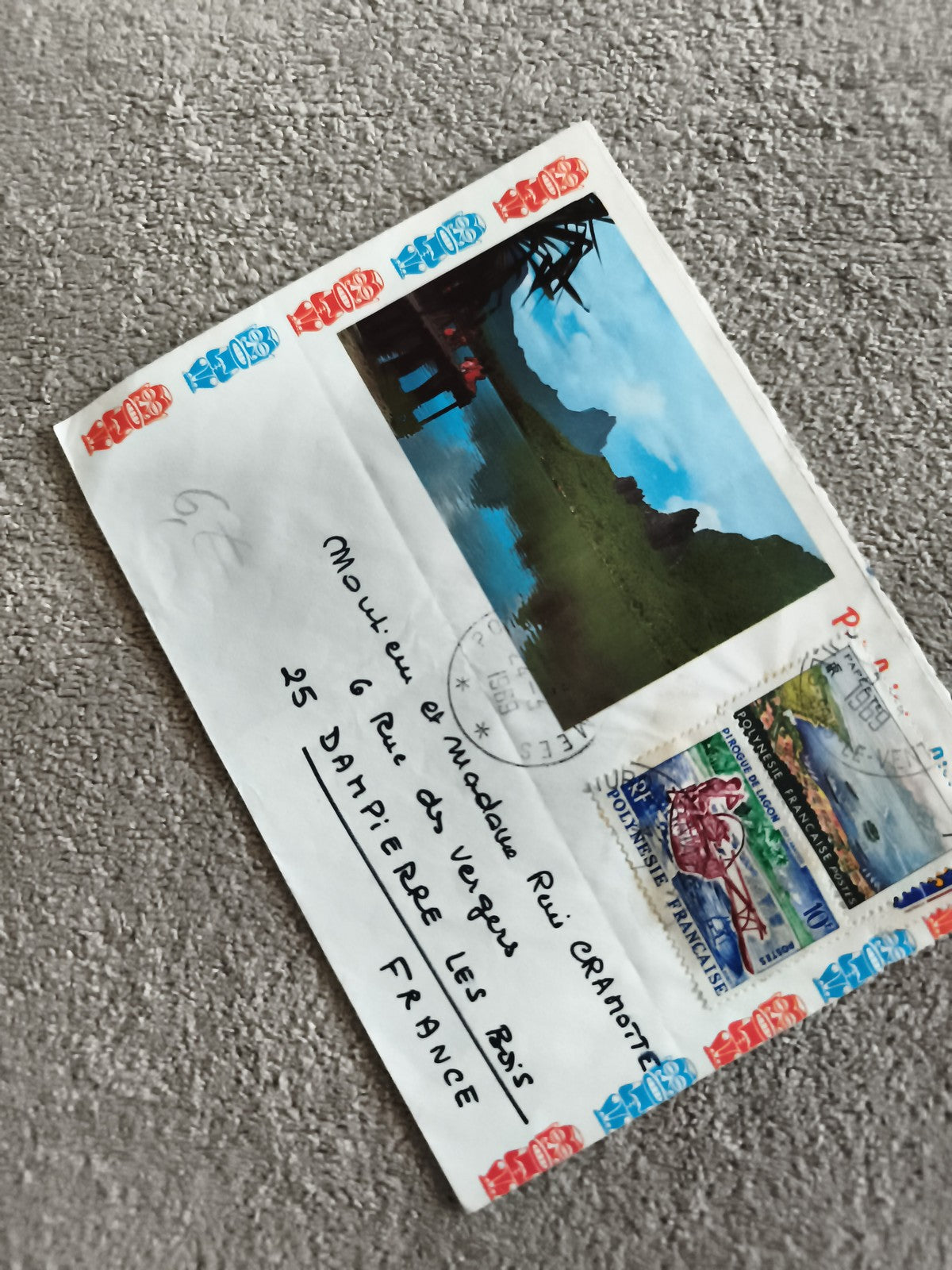 Lettre affranchie timbres Polynésie française, photo paysage, philatélie