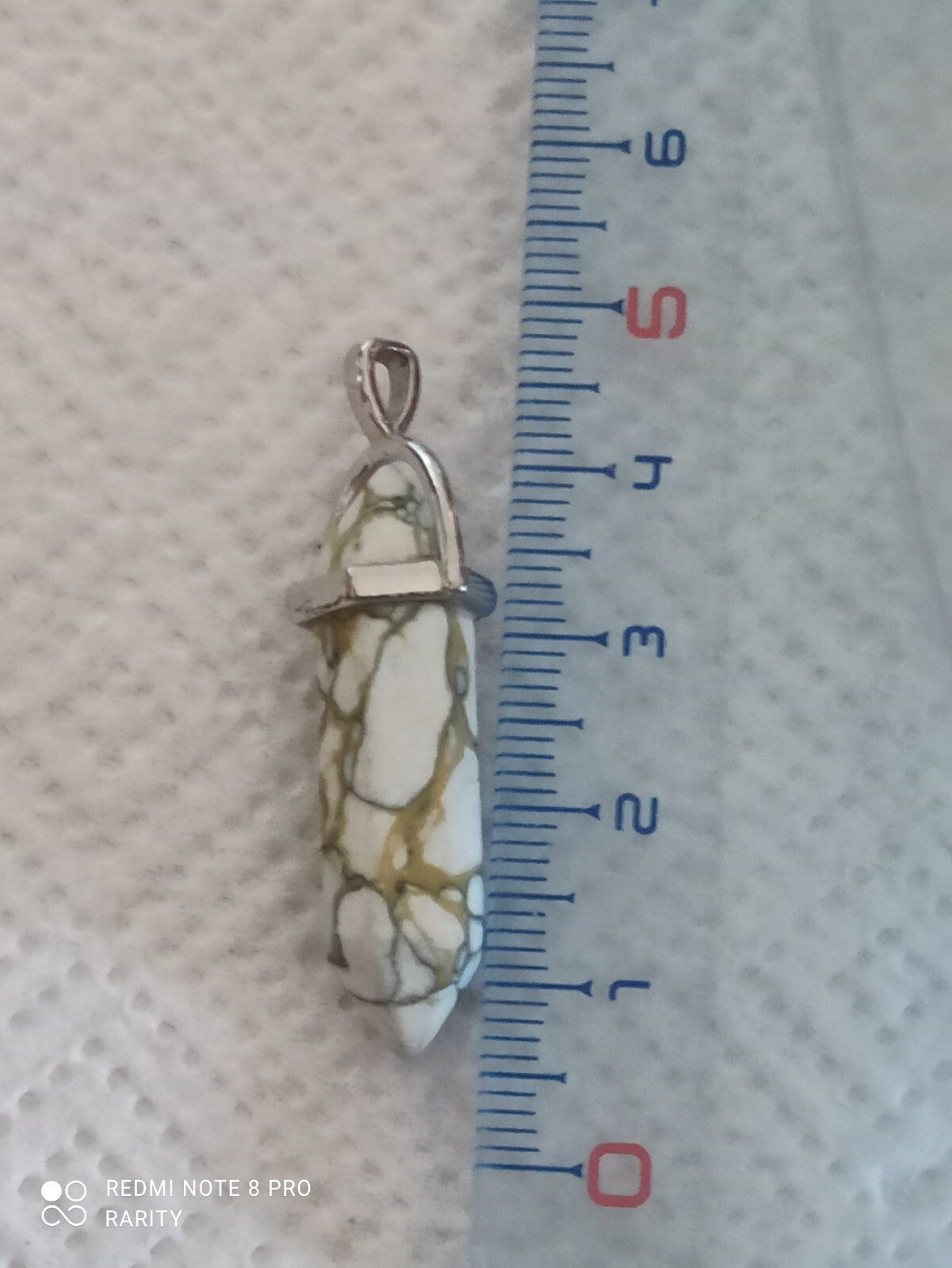 Pendentif pierre Howlite monture argent, bijou naturel élégant marbré blanc gris
