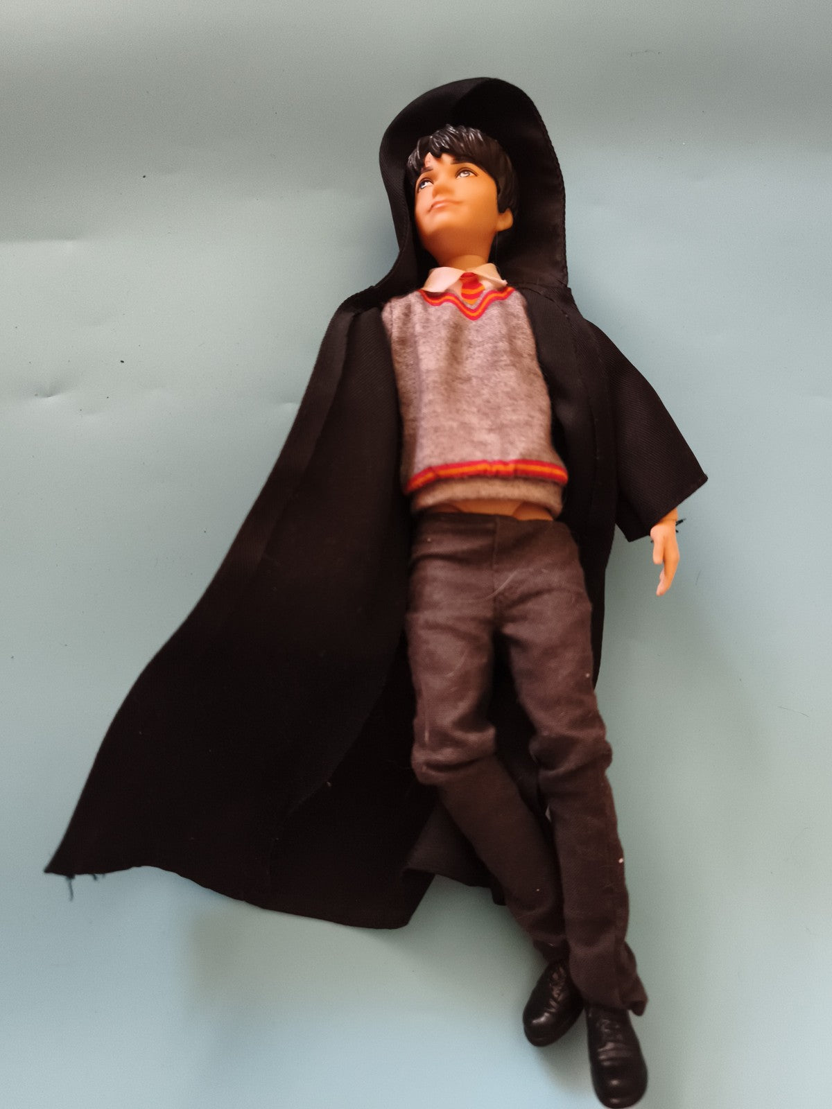 Figurine articulée Harry Potter cape noire tenue Gryffondor jouet personnage