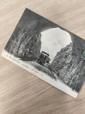 Ancienne carte postale Rocamadour Le Tunnel voiture vintage noir et blanc