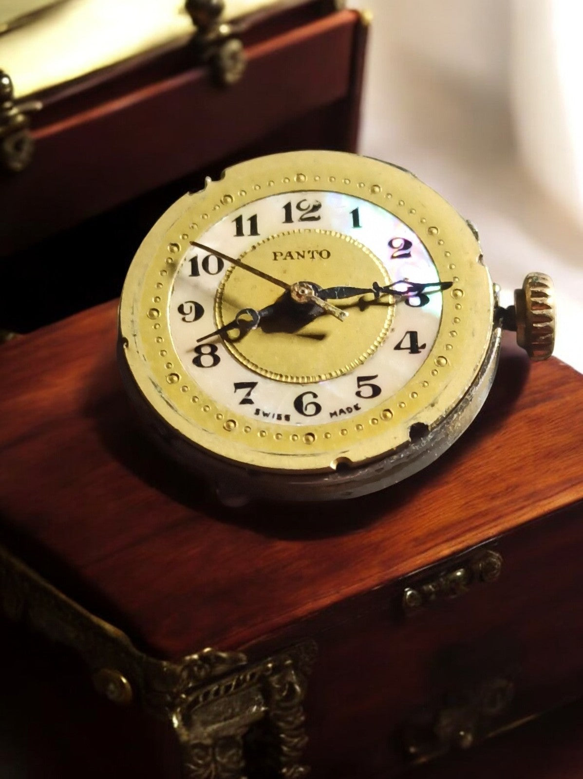 Mouvement montre mécanique Panto Swiss vintage cadran doré pour pièces