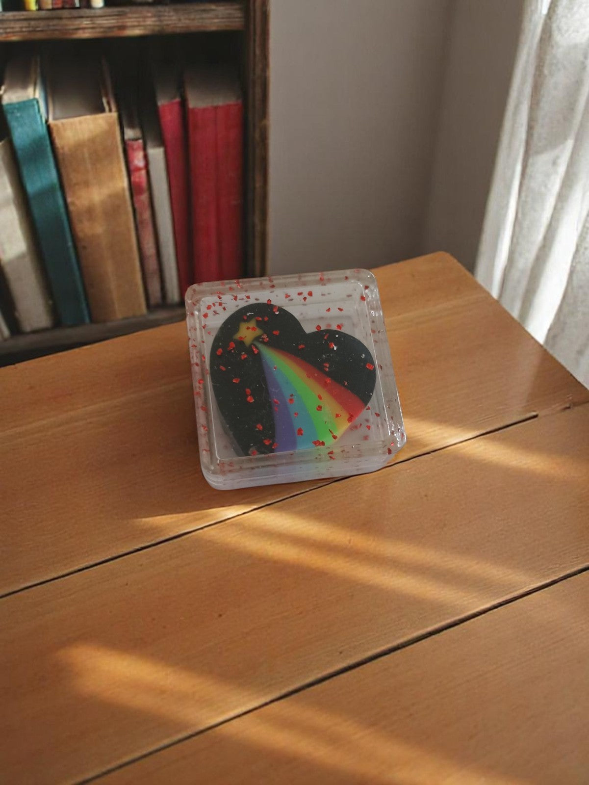 Gomme vintage c?ur arc-en-ciel années 50/60, boîte transparente, déco rétro
