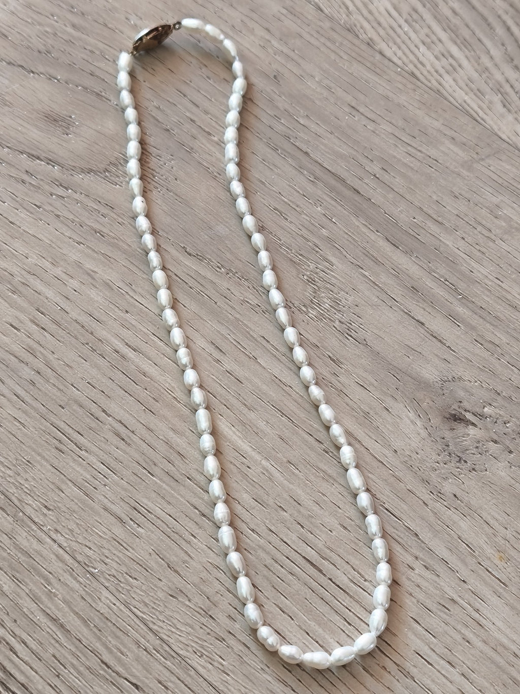 Collier vintage ancien en perles de culture naturelles, bijou rétro authentique