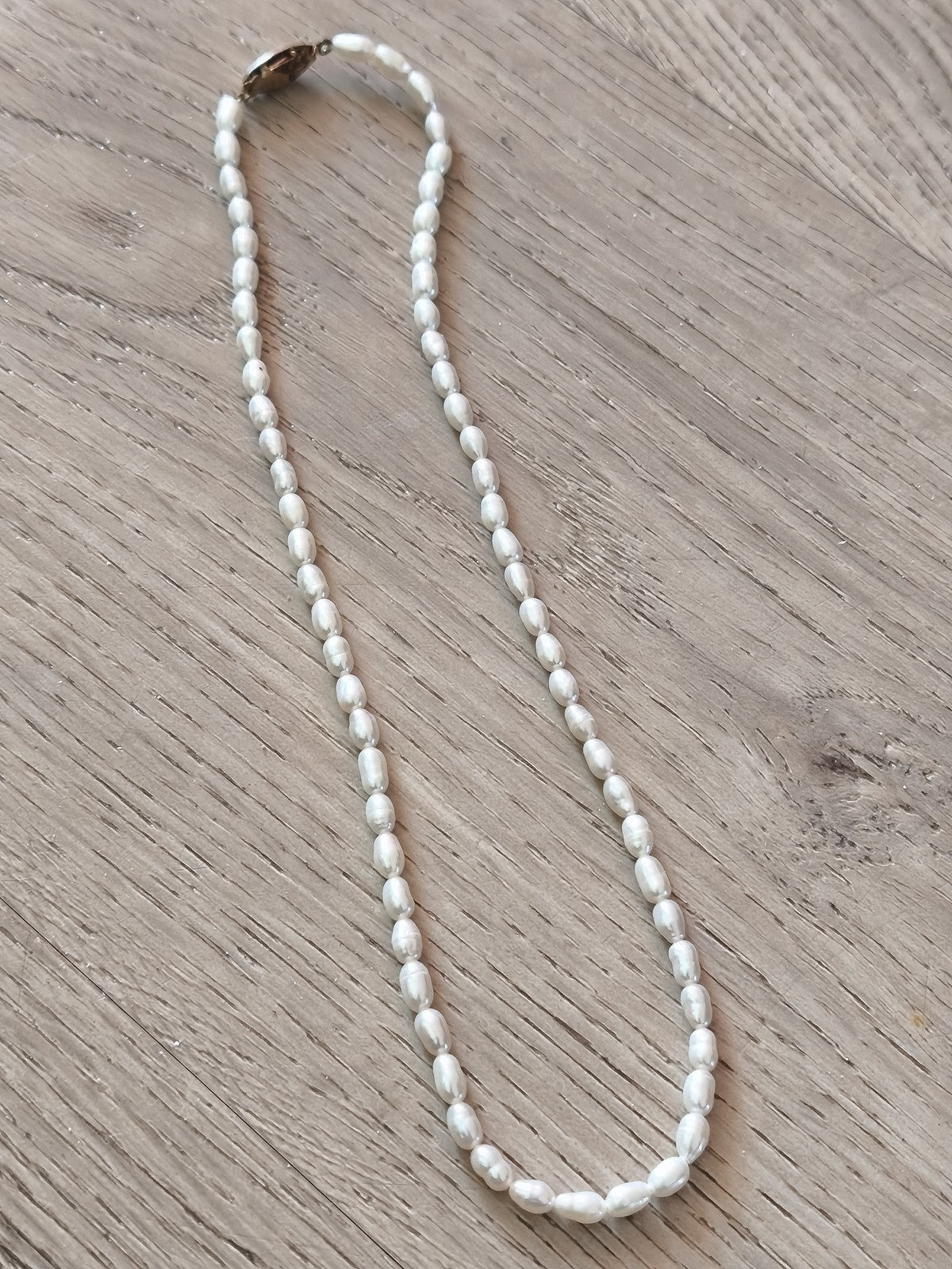 Collier vintage ancien en perles de culture naturelles, bijou rétro authentique