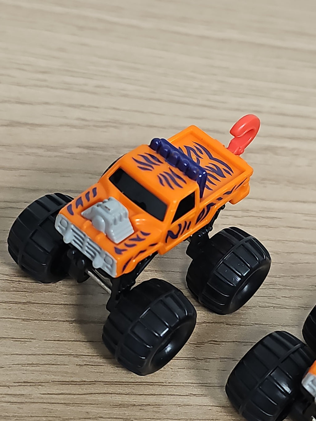 Figurine rétro Hot Wheels Attack Pack McDonalds ancien jouet vintage collection