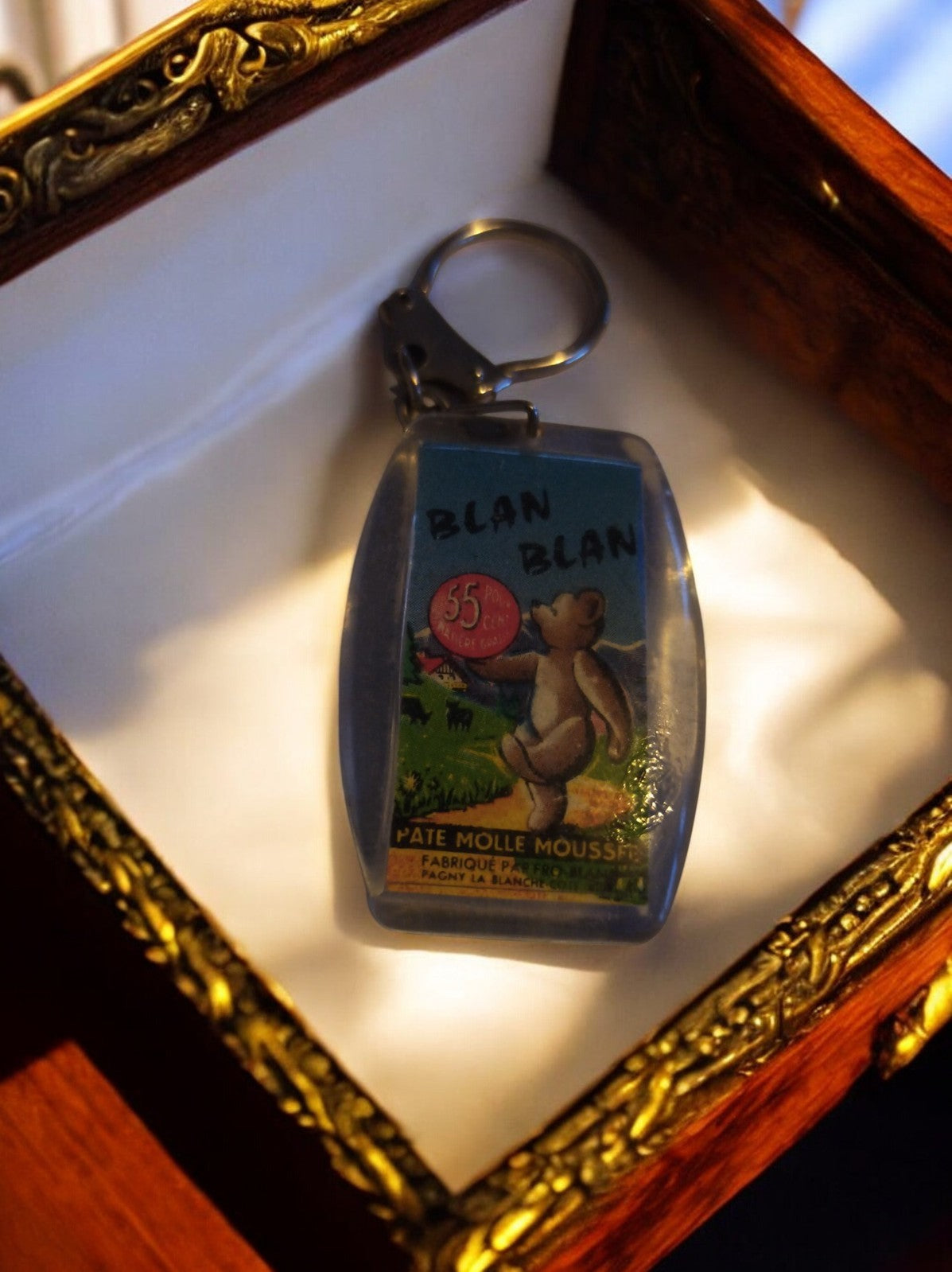 Porte-clés vintage BLAN BLAN ours pub métal ancien, publicité rétro