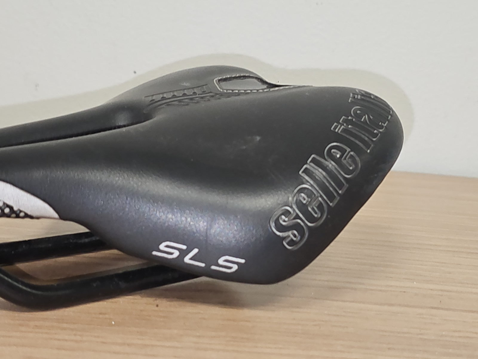 Selle Italia Women's Diva Gel Ti316 Superflow Saddle