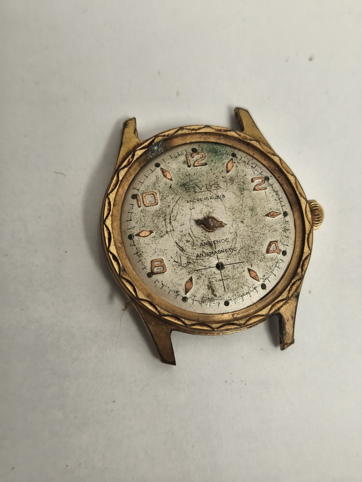 Montre ancienne Elves dorée cadran patiné vintage non testée années 50