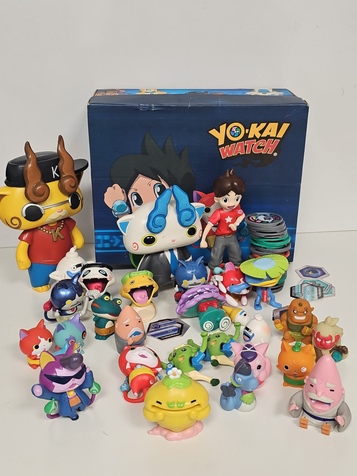 Lot vintage figurines Yokai Watch occasion, collection rare, jouets anciens enfa