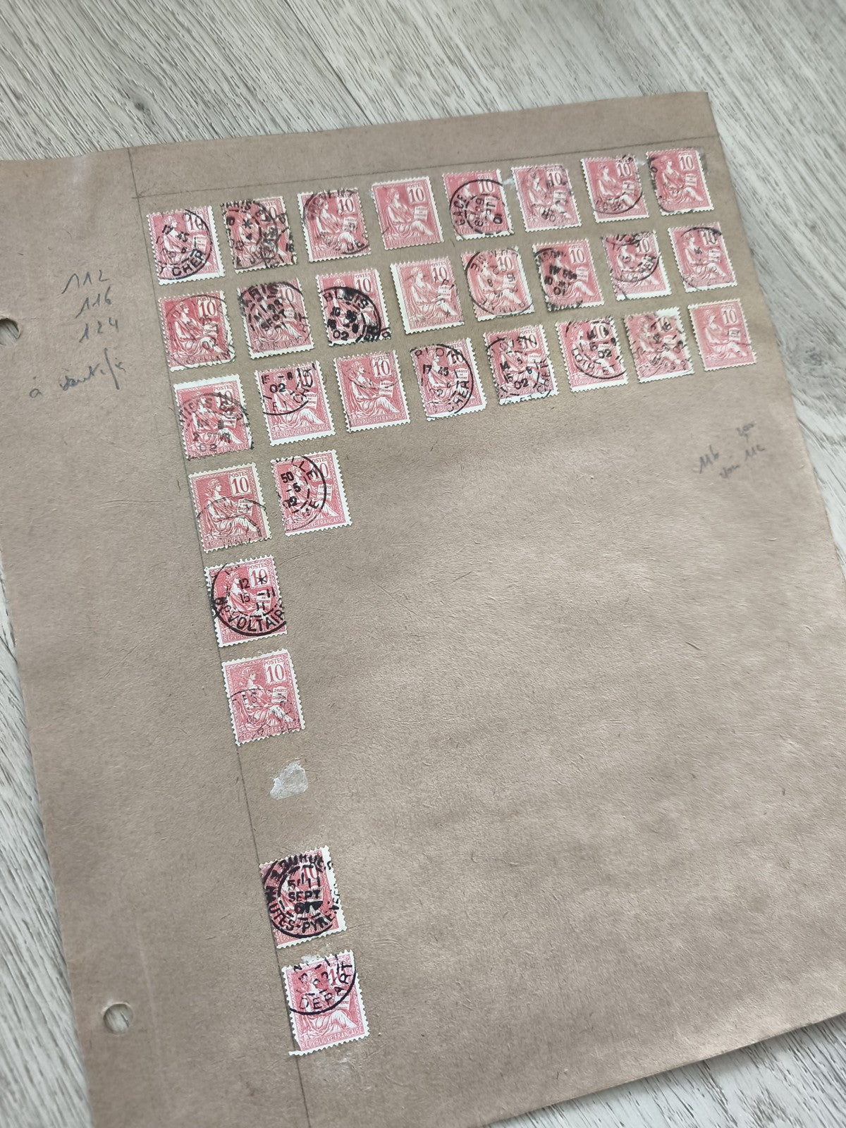 Gros lot ancien timbres Marianne 10c rouges ? planche philatélie étude France
