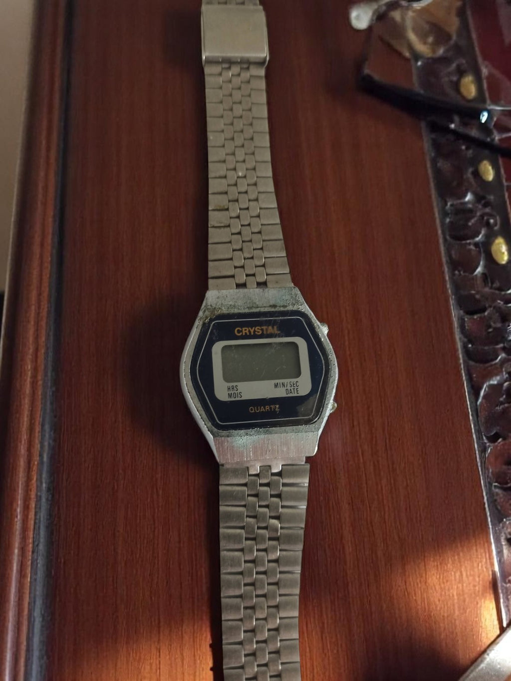 Montre digitale vintage Crystal homme à restaurer rétro années 80 quartz